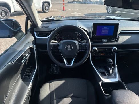Used 2025 Toyota RAV4 XLE w/ Convenience Package image 13