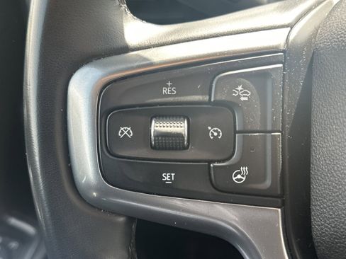 Used 2025 Chevrolet Silverado 1500 LT image 24