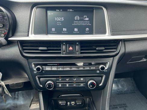 Used 2019 Kia Optima LX image 19