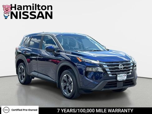 Certified 2026 Nissan Rogue SV AWD/4WD image 1