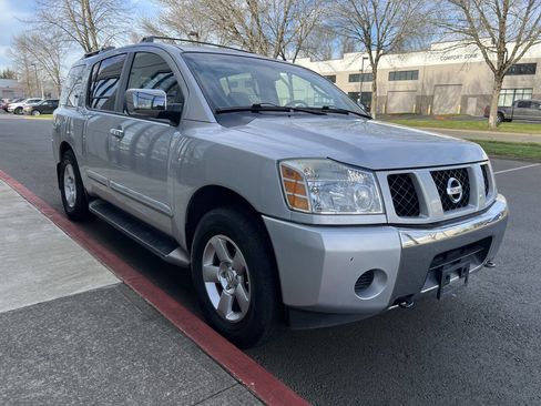 Used 2004 Nissan Armada SE w/ (Tow) Tow Pkg image 2