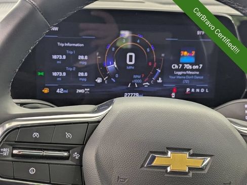 Used 2025 Chevrolet Equinox LT AWD/4WD image 14