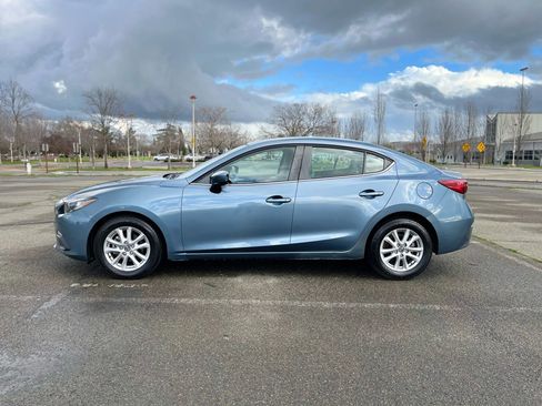 Used 2016 MAZDA MAZDA3 i Sport w/ Preferred Equipment Package image 8