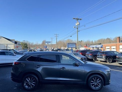 Used 2022 MAZDA CX-9 Touring image 4