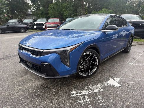 Used 2025 Kia K4 GT-Line w/ GT-Line Premium Package FWD image 2