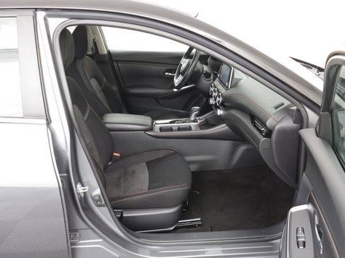 Used 2020 Nissan Sentra SR image 18