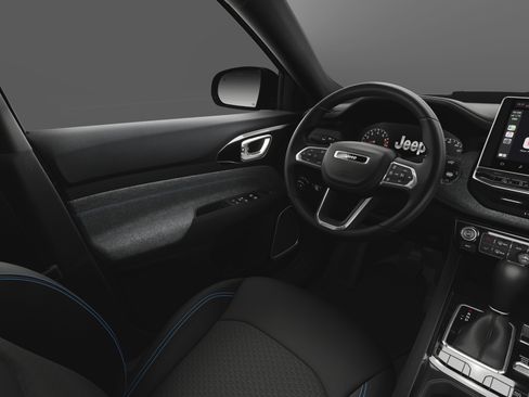 New 2026 Jeep Compass Latitude AWD/4WD image 8