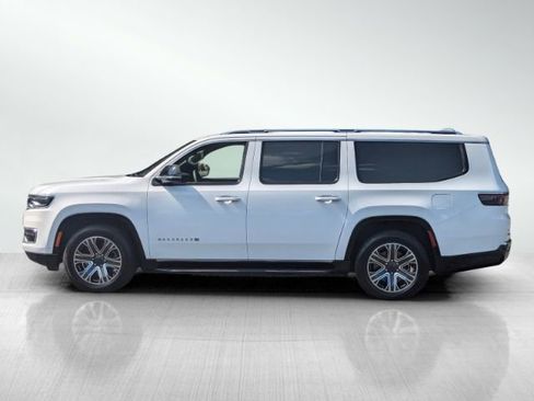 Used 2023 Jeep Wagoneer L Series II image 7