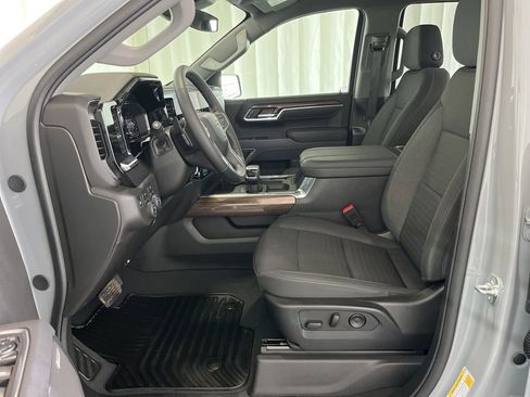 Used 2025 Chevrolet Silverado 1500 RST w/ All Star Edition Plus AWD/4WD image 3