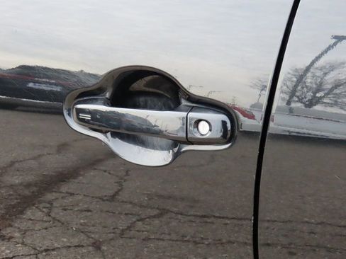 Used 2018 Toyota Prius C Three image 20