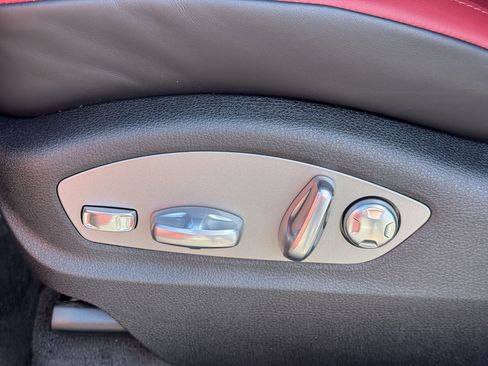 New 2025 Porsche Macan image 25