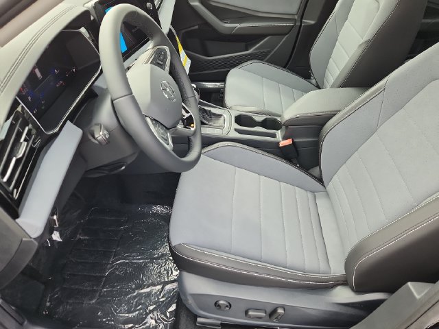 New 2027 Volkswagen Jetta SE FWD image 7