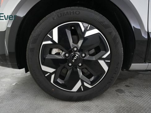 Used 2024 Kia Niro Wind w/ Wind Preserve Package FWD image 20