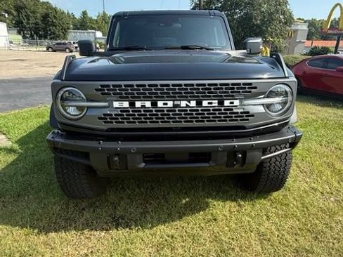 Used 2025 Ford Bronco Badlands AWD/4WD image 2