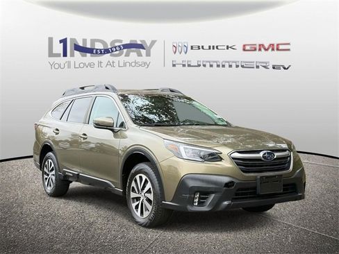 Used 2021 Subaru Outback Premium image 1