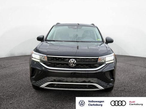 Used 2023 Volkswagen Taos SE image 8