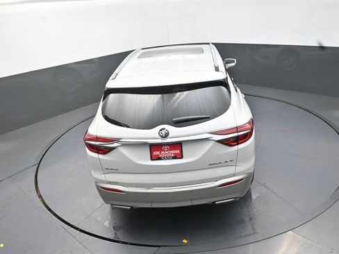 Used 2018 Buick Enclave Avenir w/ Avenir Technology Package image 54