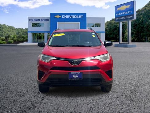 Used 2017 Toyota RAV4 LE AWD/4WD image 10