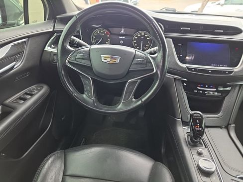 Used 2021 Cadillac XT5 Premium Luxury image 13