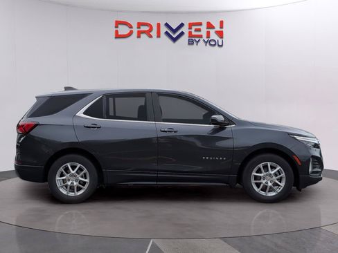 Used 2022 Chevrolet Equinox LT FWD image 6