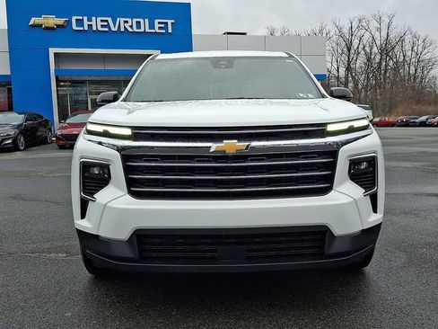 Certified 2026 Chevrolet Traverse LT image 2