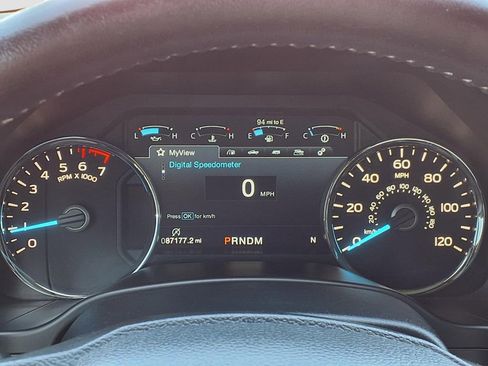 Used 2018 Ford F150 Lariat image 29