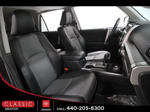 Used 2023 Toyota 4Runner SR5 Premium image 18