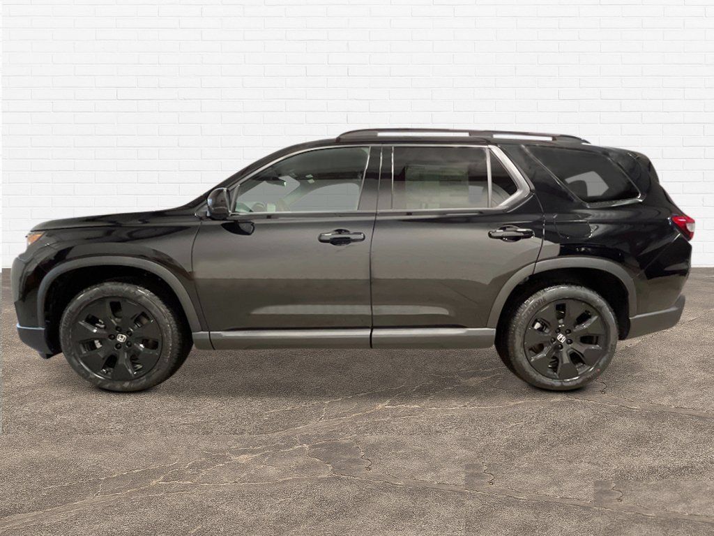 New 2026 Honda Pilot Black Edition image 3