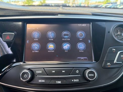 Used 2020 Buick Envision Premium AWD/4WD image 34