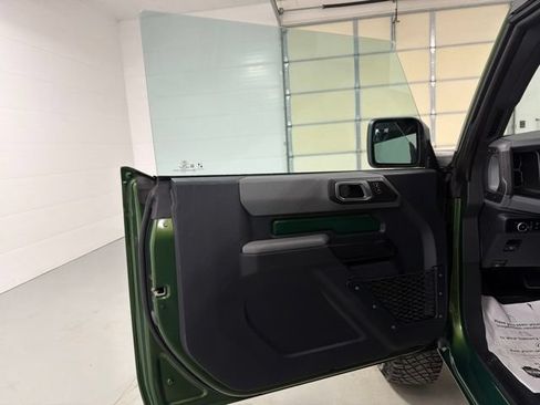 Used 2023 Ford Bronco Big Bend w/ Sasquatch Package AWD/4WD image 11