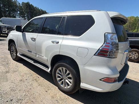 Used 2019 Lexus GX 460 Premium image 10