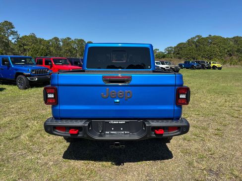 New 2026 Jeep Gladiator Rubicon AWD/4WD image 4