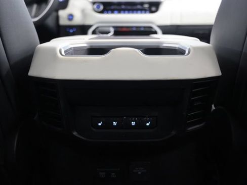 Used 2023 Toyota Tundra Capstone AWD/4WD image 41