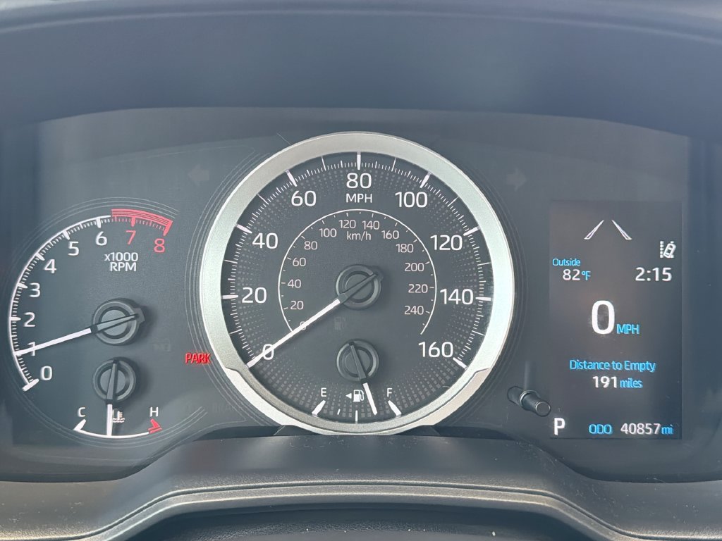 Used 2020 Toyota Corolla LE FWD image 25