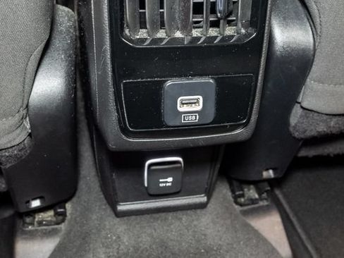 Used 2023 Jeep Compass Sport AWD/4WD image 27