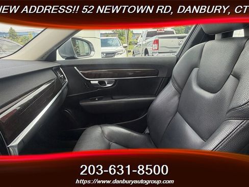 Used 2018 Volvo S90 T5 Momentum w/ Protection Package AWD/4WD image 15