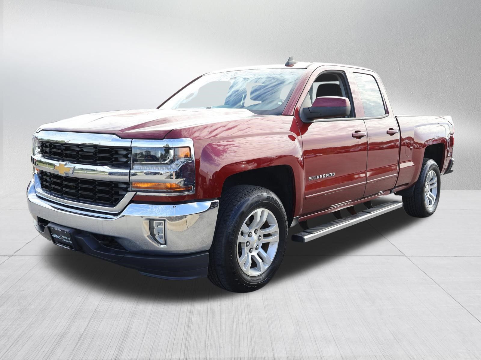 Used 2016 Chevrolet Silverado 1500 LT w/ All Star Edition AWD/4WD image 3