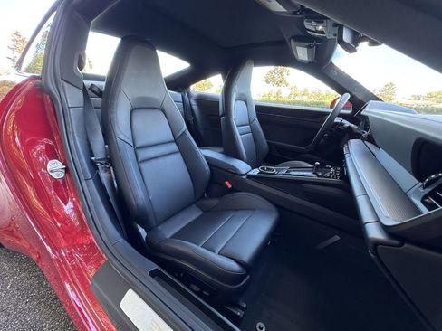 Used 2025 Porsche 911 Carrera image 29