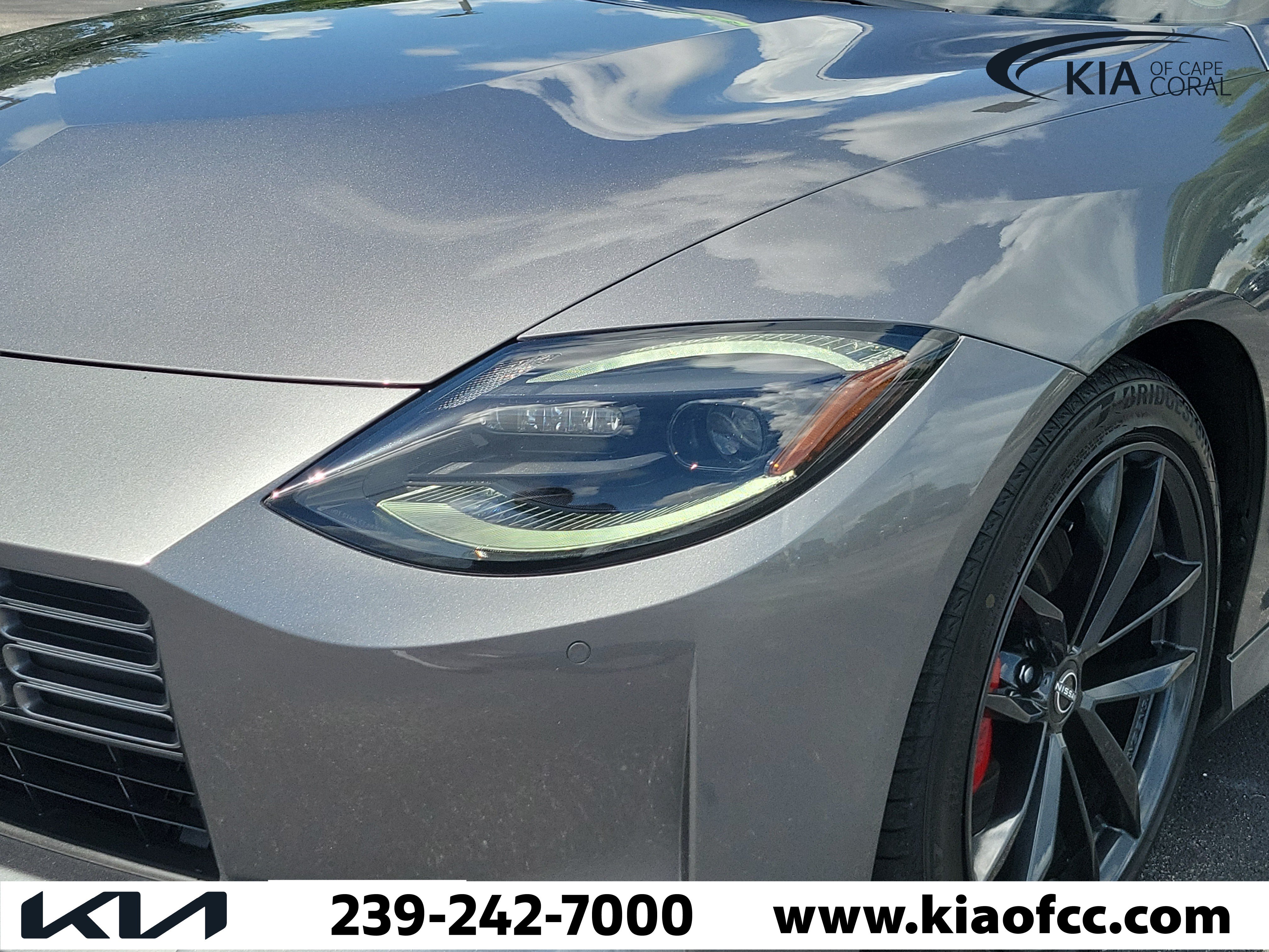 Used 2025 Nissan Z Performance w/ Floor Mat Package RWD image 9