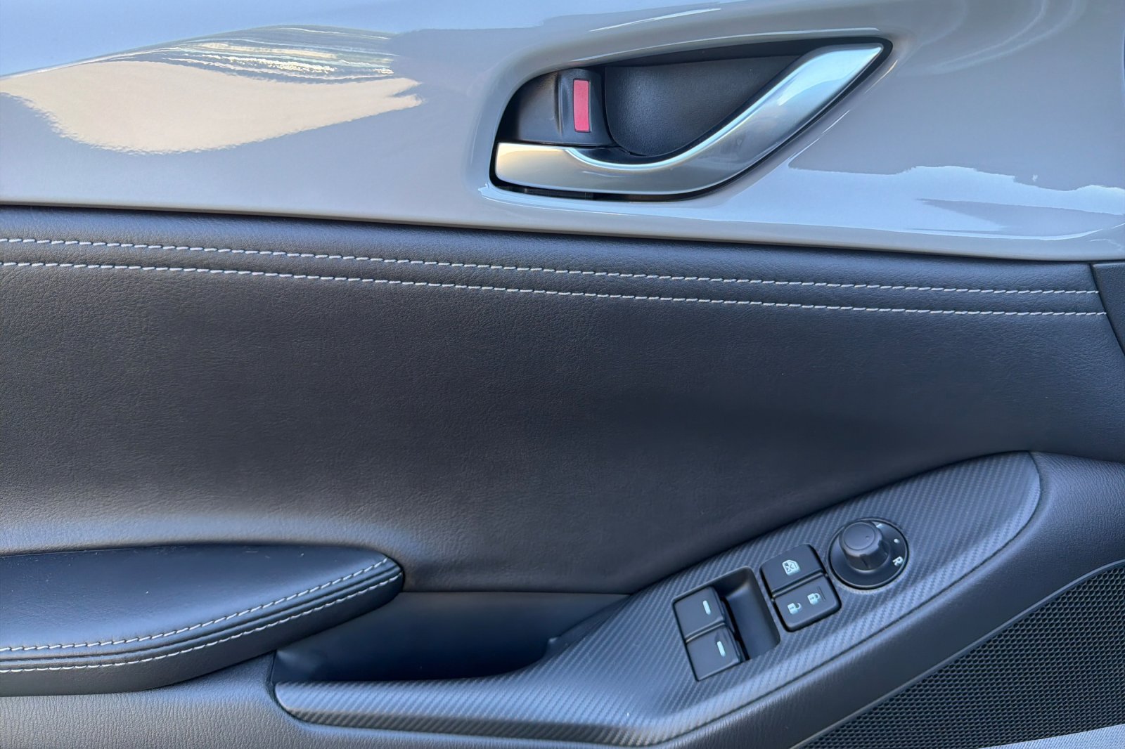 New 2026 MAZDA MX-5 Miata Club w/ Interior Package RWD image 12