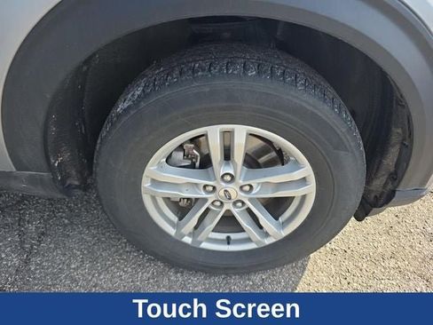 Used 2023 Ford Explorer XLT w/ Equipment Group 202A image 25