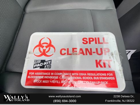 Used 2014 Ford E-250 and Econoline 250 w/ Power Group image 29