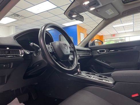 Used 2024 Honda Civic EX image 19