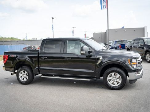 Used 2023 Ford F150 XLT w/ Equipment Group 301A Mid image 12
