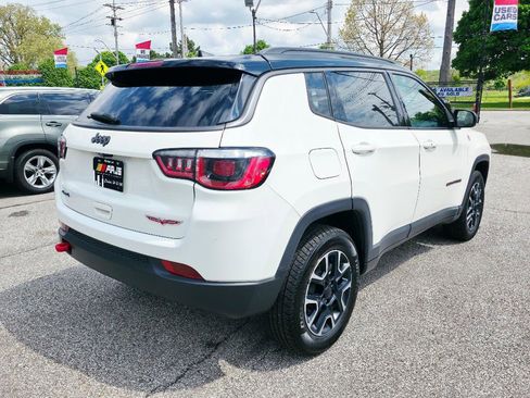 Used 2019 Jeep Compass Trailhawk AWD/4WD image 5