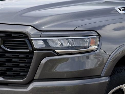 New 2026 RAM 1500 Big Horn AWD/4WD image 11