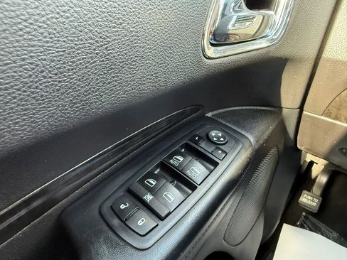 Used 2013 Dodge Durango Crew AWD/4WD image 43