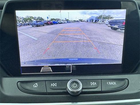 Used 2021 Chevrolet Blazer LT image 19