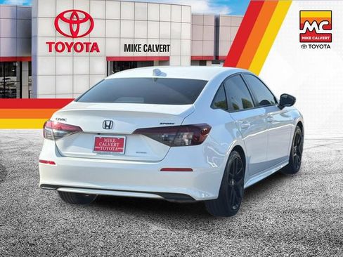 Used 2025 Honda Civic Sport image 6