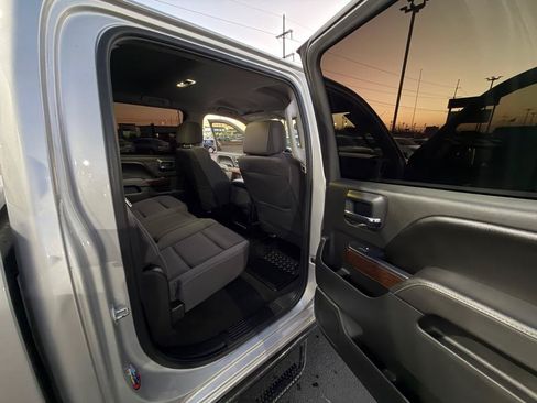 Used 2017 GMC Sierra 1500 SLE w/ SLE Fleet Convenience Package AWD/4WD image 15
